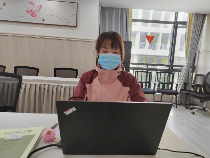【枫香栖幼】分享引思考 教研促提升  ——记栖霞幼儿园石埠湾园课程中心组会议
