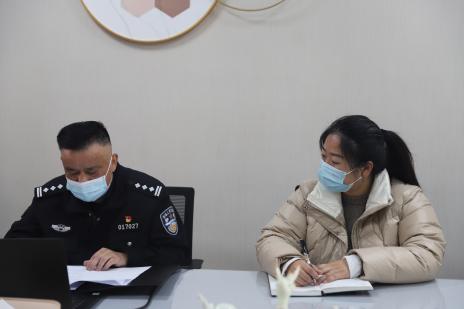 221214你我同心 反诈同行——栖霞幼儿园翡翠天悦园家长学校活动(2)_html_m67e9d241.jpg
