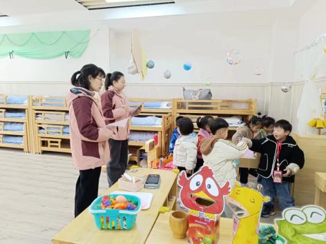 【枫香栖幼】共研游戏 学思并进  ——栖霞幼儿园石埠湾园角色游戏教研活动