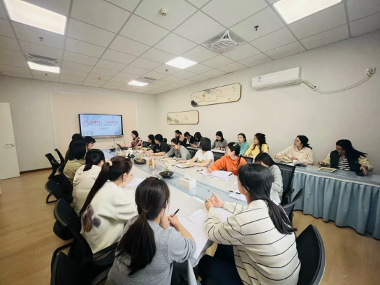 250407法治护航，育幼同行——栖霞幼儿园翡翠天域园《中华人民共和国学前教育法》师德师风专题学习活动_html_m202dd095.png