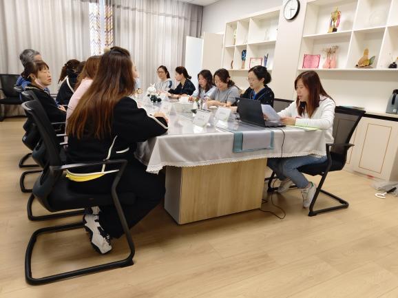240511润心“食”光  “膳”心呵护——栖霞幼儿园翡翠天域园膳食委员会会议_html_m13166619.jpg
