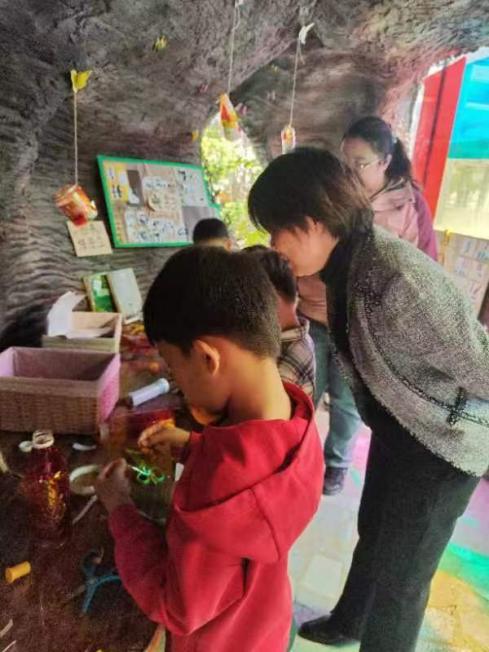 230426专家引领新征程 凝心聚力共成长——记栖霞幼儿园石埠湾园迎接区教育教学专项视导  万紫薇_html_72f68e5c.jpg