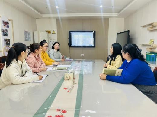 251028实战演练 以“演”促“防”——记栖幼红枫分园食品安全演练活动(万紫薇)_html_m6d0c3a5d.jpg