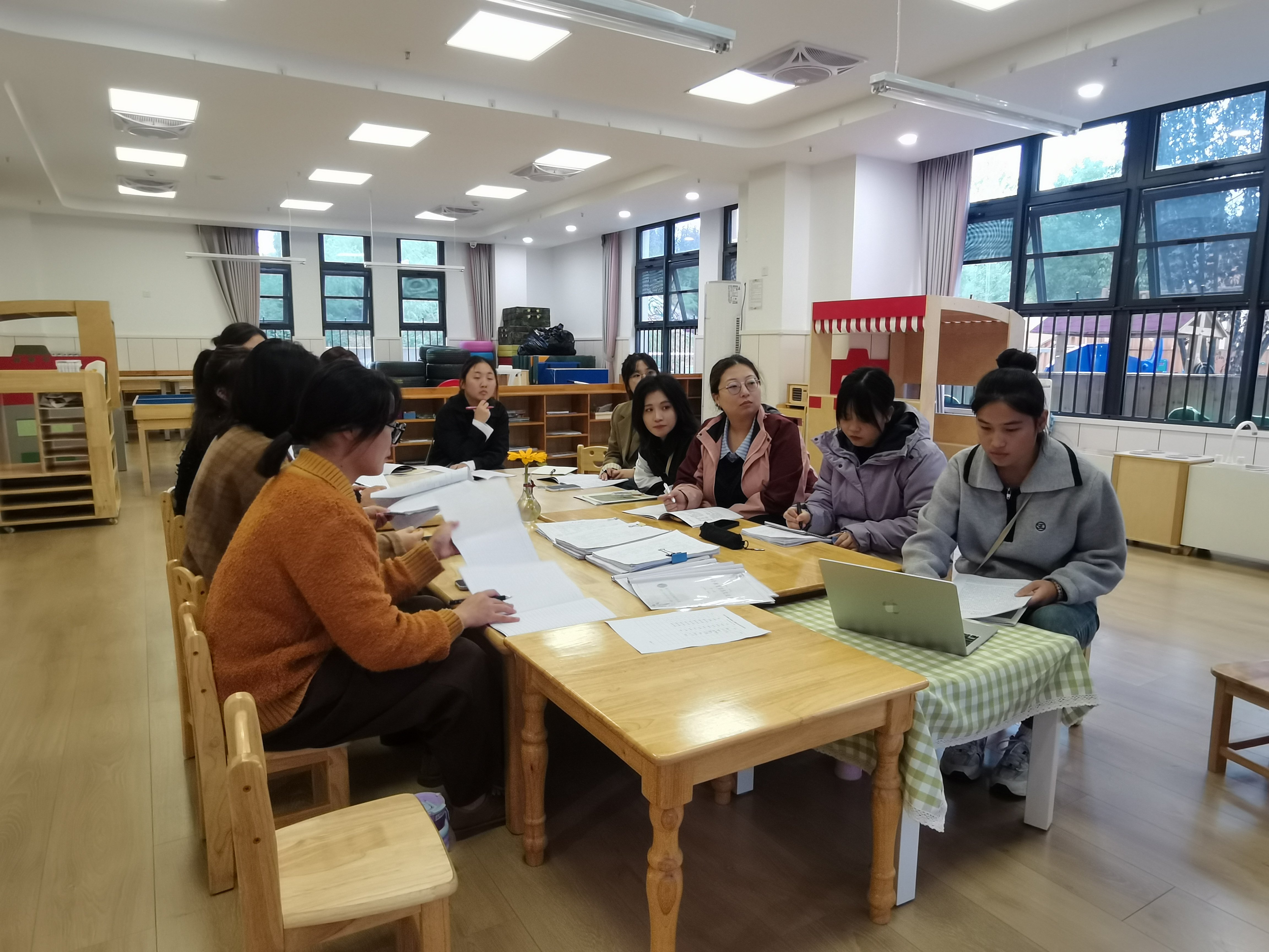 【枫香栖幼】聚力融合 共生共长  ——栖霞幼儿园翡翠天悦园融合教育教研组活动
