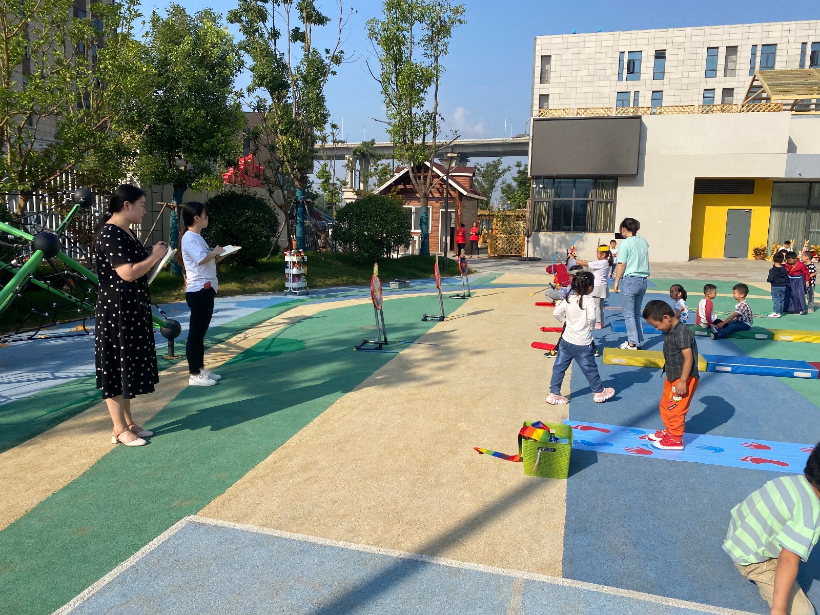 【枫香栖幼】关注教育教学质量提升 促教师幼儿齐成长 ——栖霞幼儿园石埠湾园9月教育教学巡查