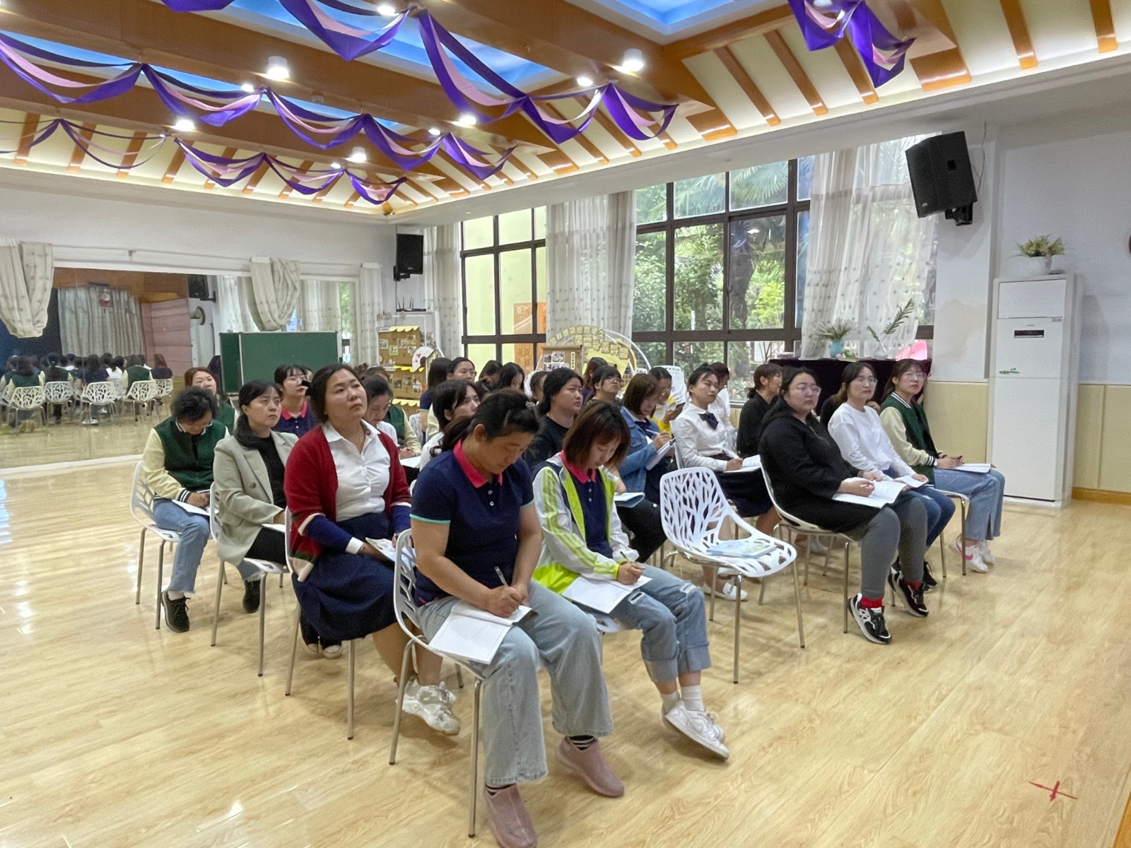 210513青年教师电子成长档案操作培训_html_m14f81304.jpg