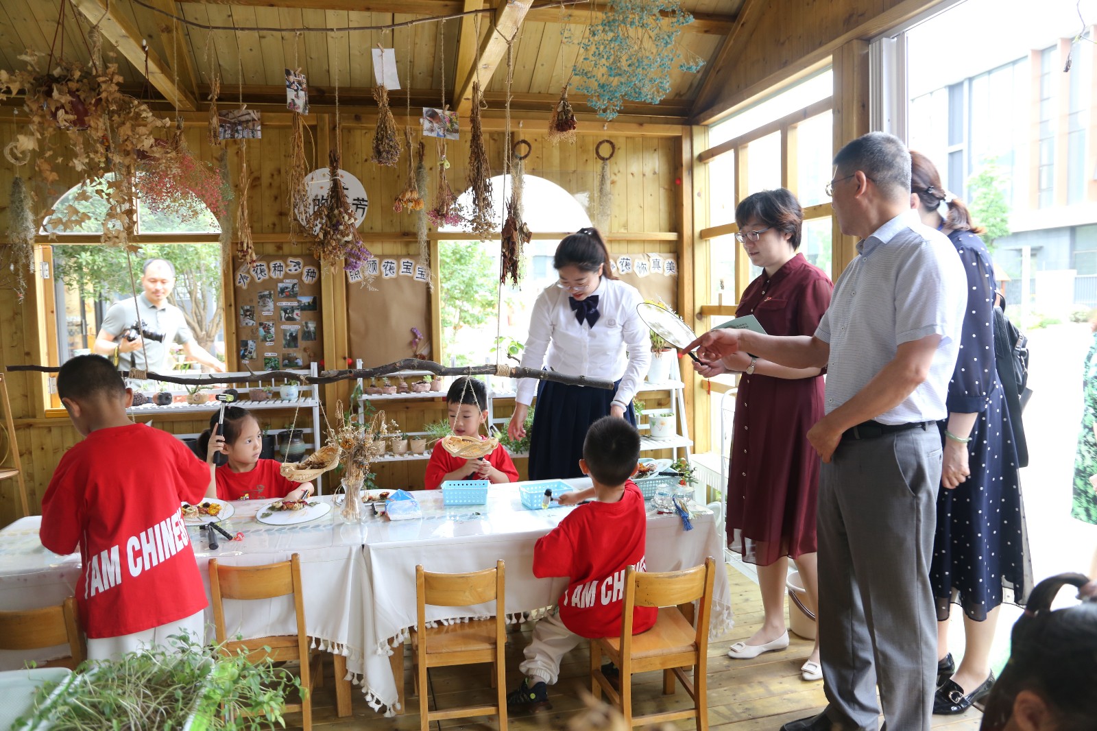 【枫香栖幼】栖霞幼儿园翡翠天域园 迎接区人大代表民生实事项目监督组参观