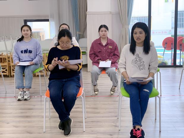 220425 赓续师德 永持初心——记栖霞幼儿园石埠湾园教育好故事评比活动 高艳_html_7a7e2e3d.jpg