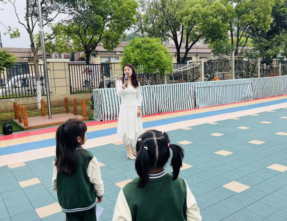 240422网络安全 你我同行——栖霞幼儿园五福园网络安全国旗下讲话_html_3503ea8c.jpg