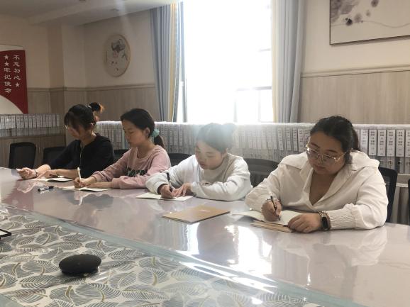 231026环境来“对话” 儿童乐“当家”————栖幼石埠湾园业务学习之让儿童对话环境_html_m2c26fec9.jpg