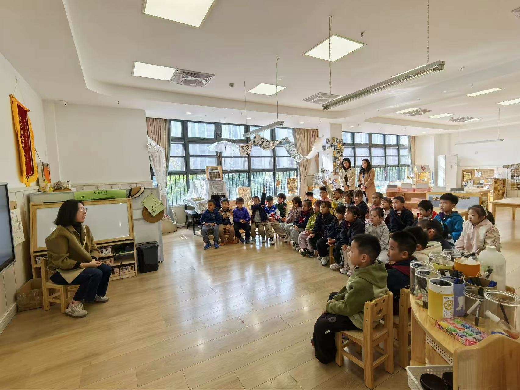 251022 督导赋能促规范 精细管理护成长——栖霞幼儿园翡翠天悦园迎接十月 “园务管理” 专项督导_html_m458ed823.jpg