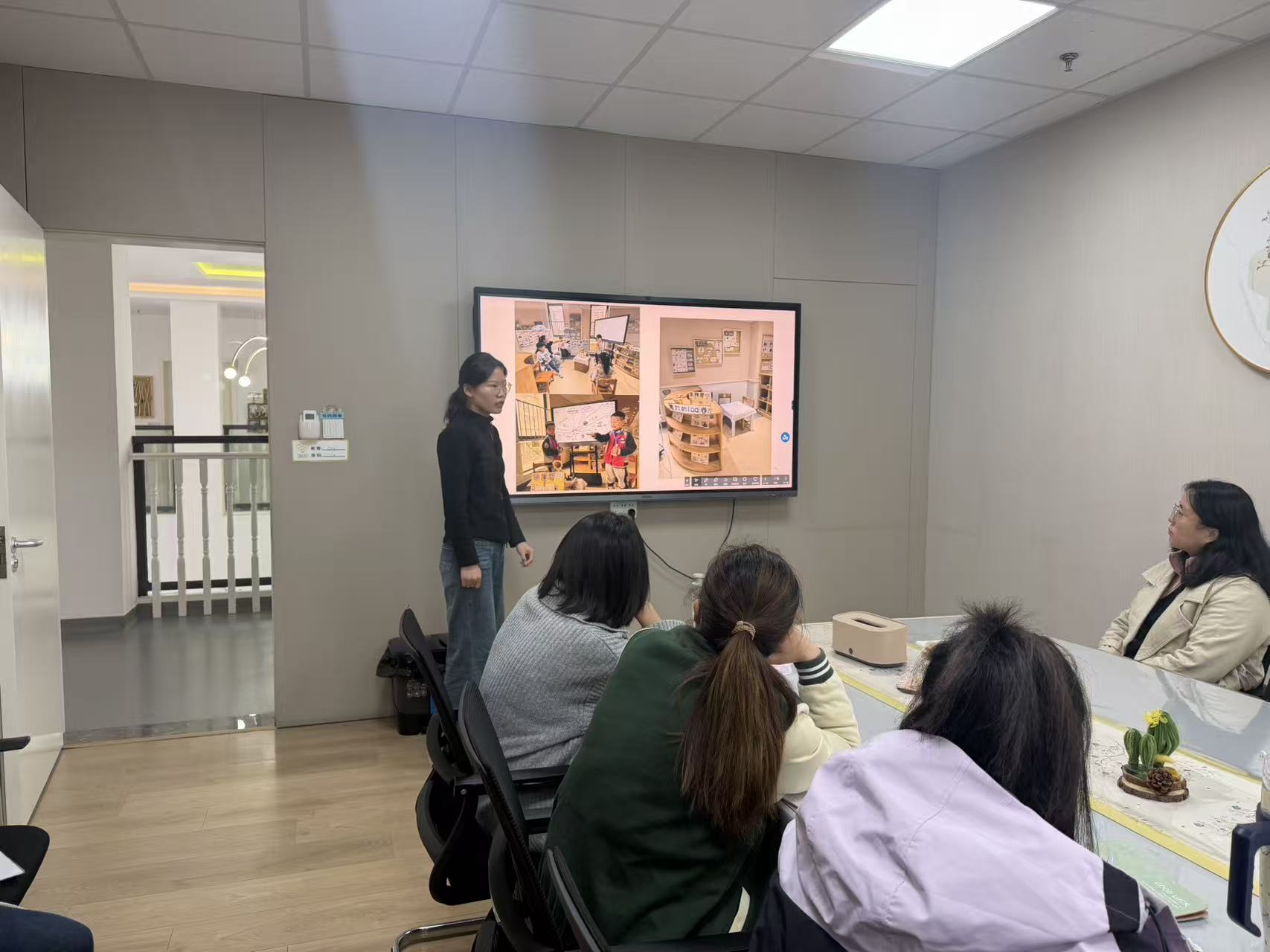 251027观摩分享促提升 学习探讨共成长--栖霞幼儿园翡翠天悦园语言区环境创设案例研讨会(1)_html_1da60da9.jpg