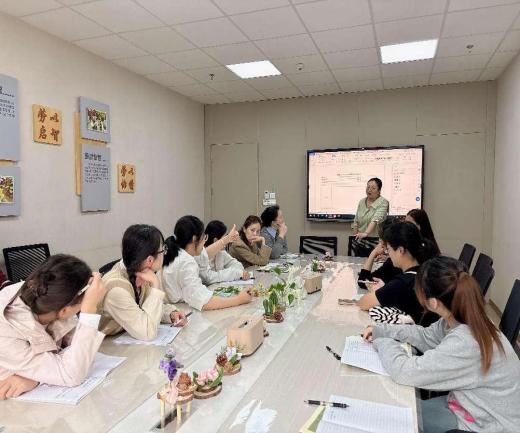 240920以观察培训，促教师成长——栖霞幼儿园翡翠天悦园业务学习活动_html_361f721.jpg