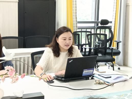 220910 青春心向党 建功新时代—栖霞幼儿园团支部“新时代的伟大成就”主题学习活动_html_m28c7f8bb.jpg