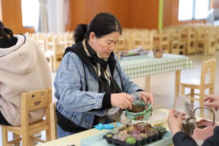 【枫香栖幼】点滴心意 满满爱意  ——栖霞幼儿园翡翠天悦园三八妇女节师德主题活动