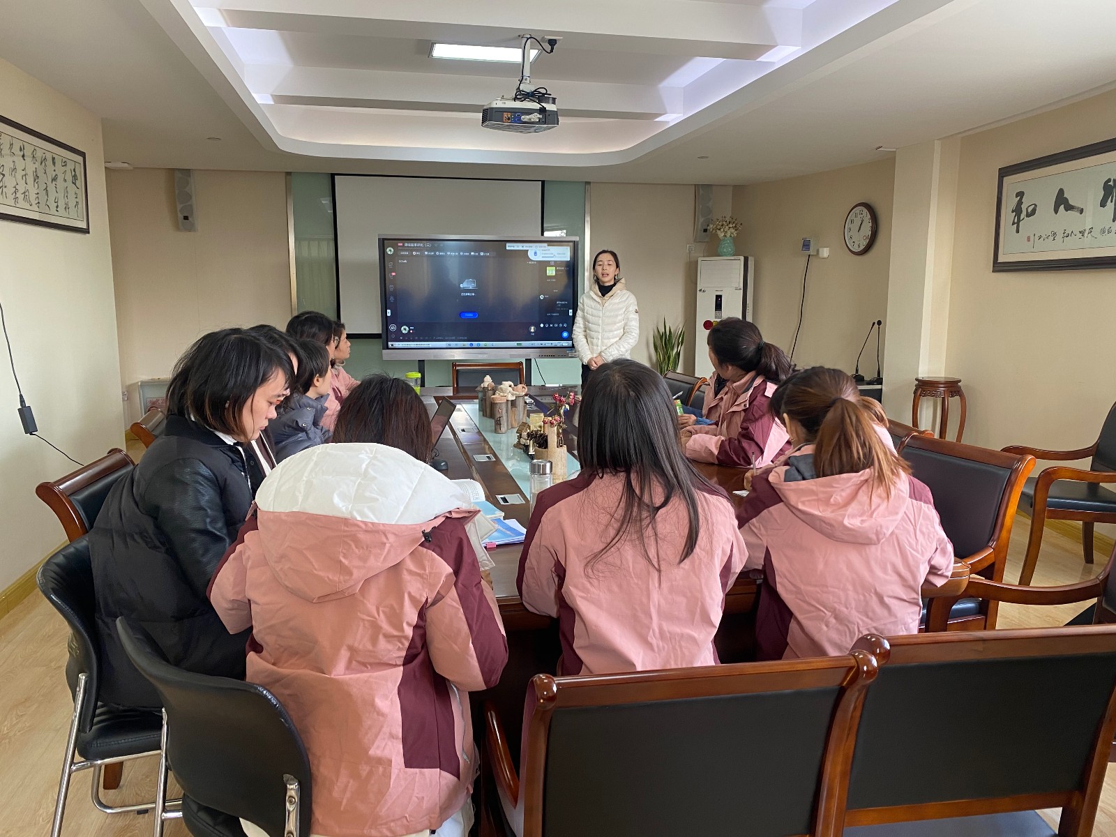 【枫香栖幼】聚焦课程故事 共研学习发展 ——栖霞幼儿园五福园业务学习活动之课程故事分享