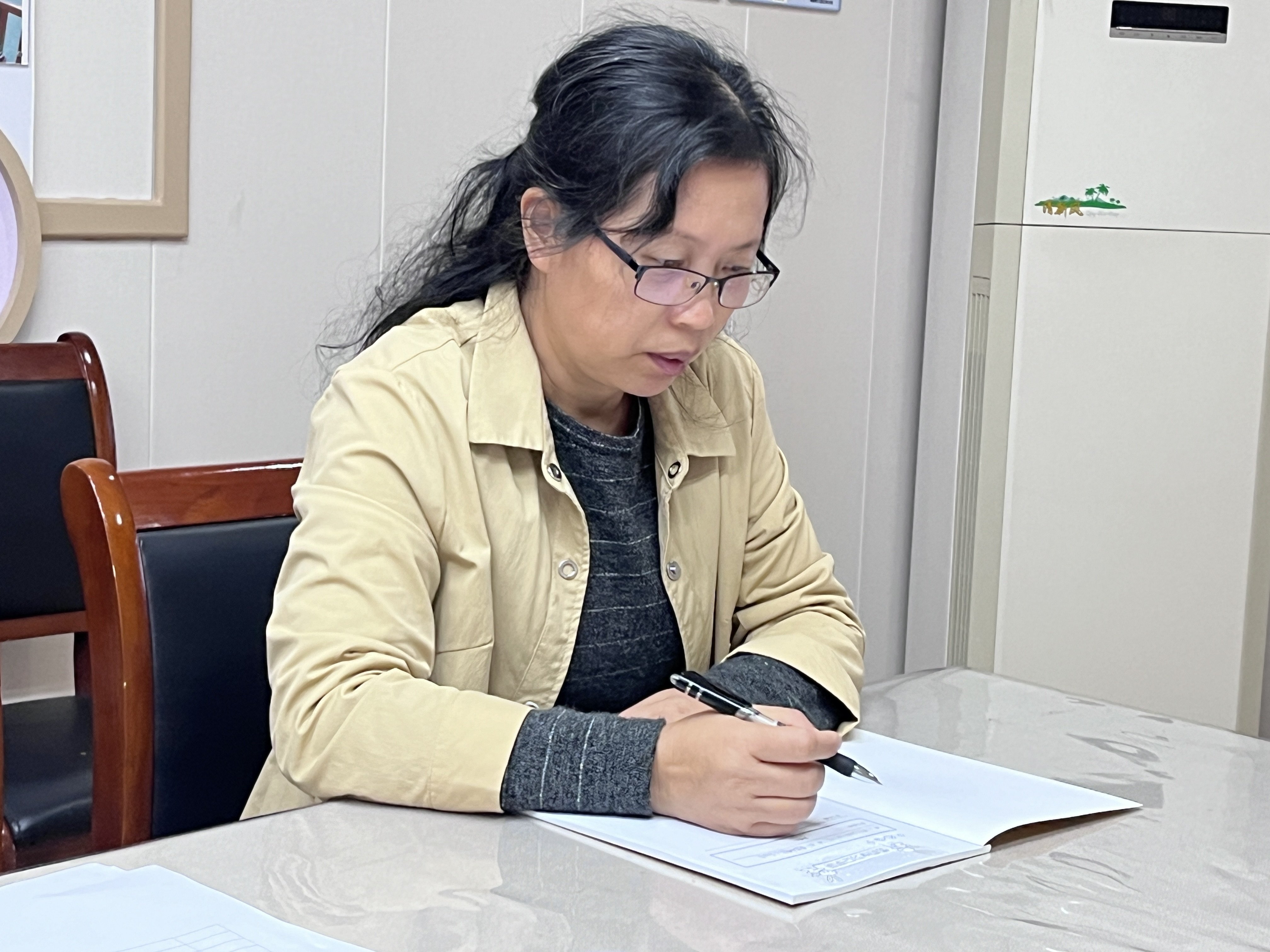 240115立德树人守初心 铸魂育人担使命——栖幼红枫分园师德专项会议及警示教育 -插照片_html_m66031c83.jpg