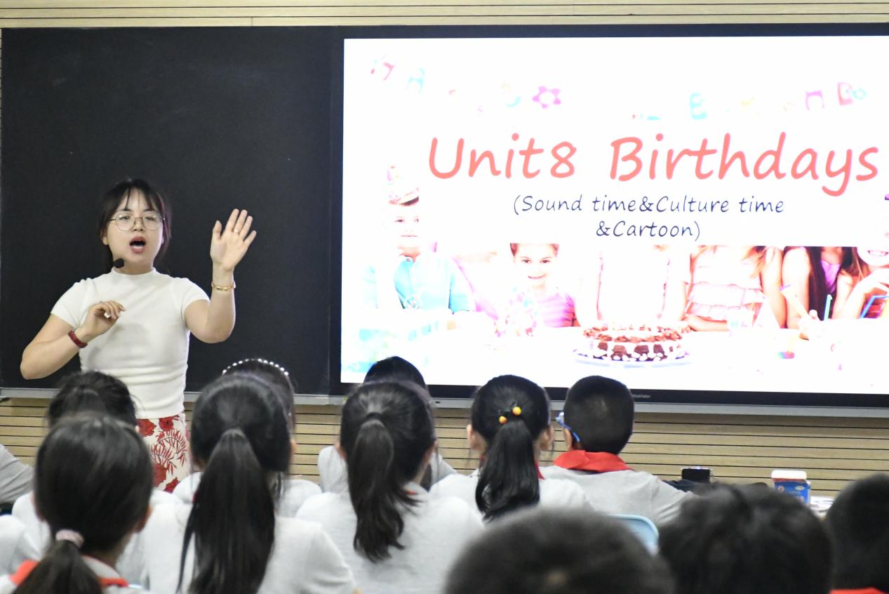 【博学广志】聚焦系统设计，推进高质量学习——记栖霞区叶畅名师工作室活动_html_38352a96.jpg