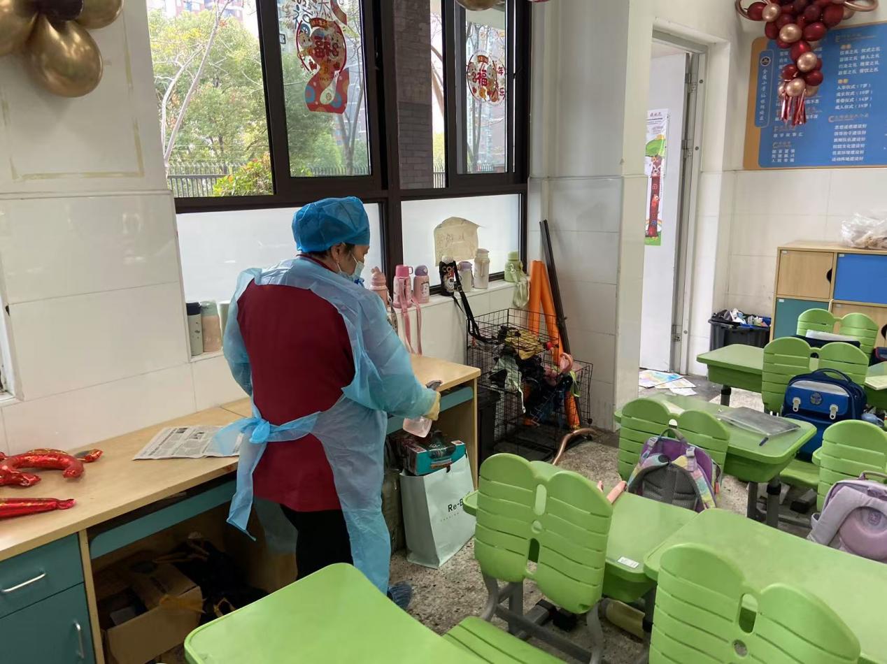 【湖畔·共佑安全】预防于心，防控于行——金陵小学（仙林湖校区）冬季传染病防控演练_html_m6d8052ec.jpg