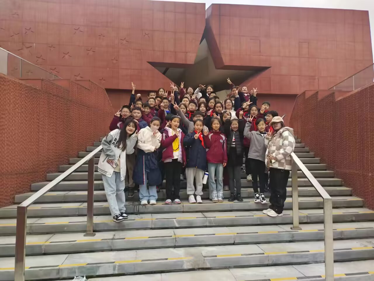 【湖畔·学生活动】探寻中华历史，传承爱国精神——金陵小学（仙林湖校区）2023-2024学年第二学期五年级春季研活动_html_25da564c.jpg