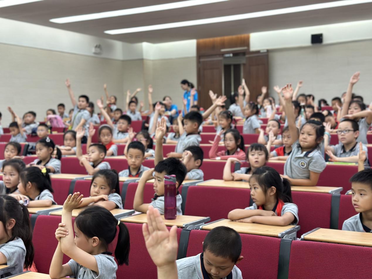 【湖畔·学生活动】创新实践在自然 劳动研学促成长——栖霞区劳动教育月金陵小学（仙林湖校区）生态园研学活动_html_872a686.jpg
