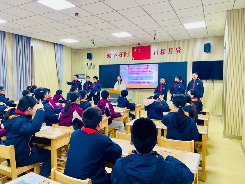 友校携手共成长 互学互鉴促提升——记宝应县教育系统春季干部研修班来访_html_m5cb7d86b.png