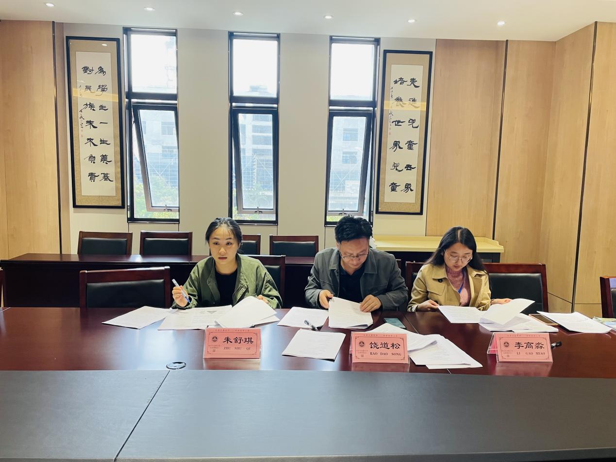 【湖畔光影】采撷成果，蓄力向前——金陵小学（仙林湖校区）“十三五”区级规划课题校内结题论证会（第二场）_html_m3b65860e.jpg