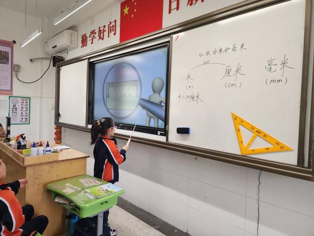 【湖畔·童化课堂】“量”从度中来  “感”从悟中来——数学校本研修之课例研讨（253）_html_m5433b4ca.jpg