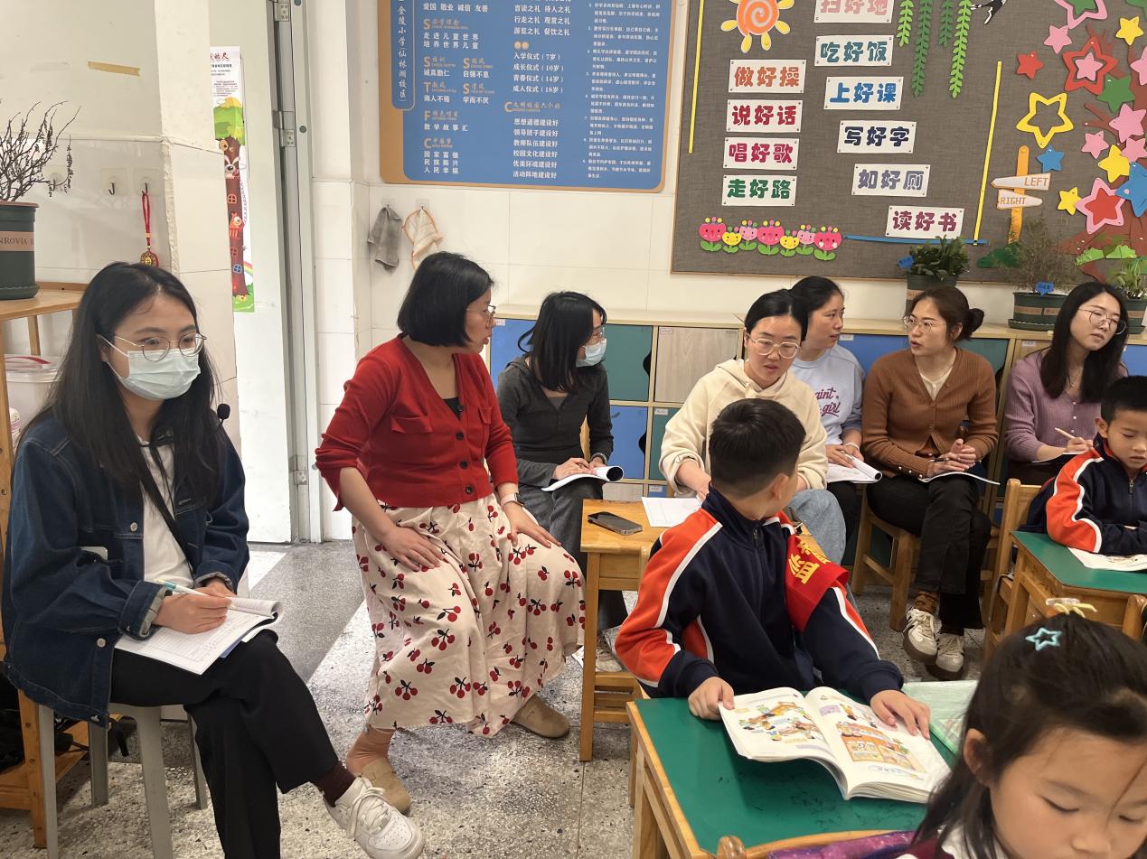 【湖畔·童化课堂】小小商店，别样精彩——数学校本研修之课例研讨（200）_html_21540c56.jpg