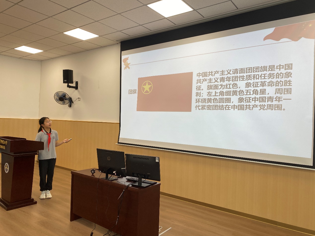队旗飘扬筑梦想 星星火炬照童心——金陵小学集团校开展“大手拉小手”队前教育主题活动_html_307a404f.jpg