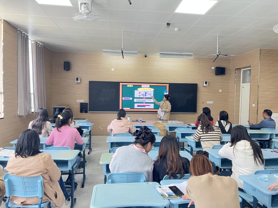 【博学广志】聚焦新课标，学习共进步——金陵小学广志路校区数学组新课标主题学习活动4_html_3f422282.jpg