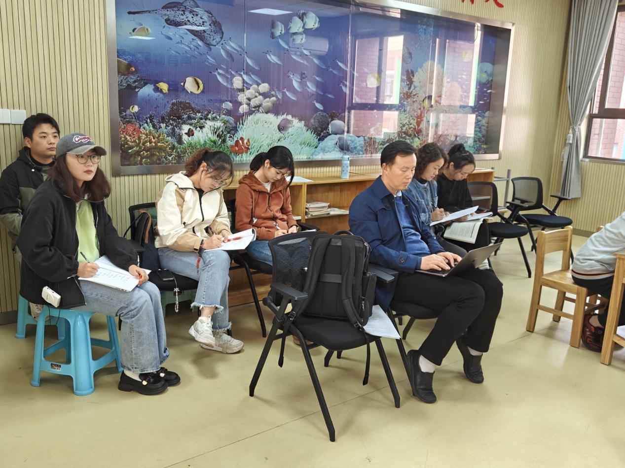 【湖畔·童化课堂】精巧借助策略 看见思维历程——科学组校本研修之课例研讨（3）_html_2db72771.jpg