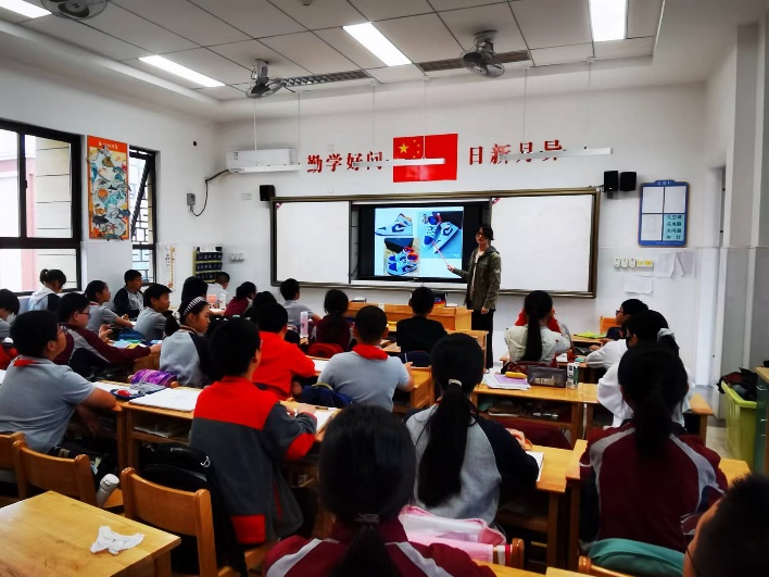 【湖畔光影】“双减”精神进课堂，行政听课促落实——金陵小学（仙林湖校区）“推门听课”活动（11）_html_6419b29e.jpg