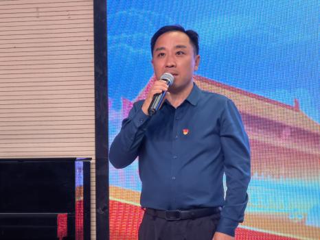 【桂山夜话】中共南京市金陵小学党总支部增补委员及新增下属党支部成立大会_html_m31d70868.jpg