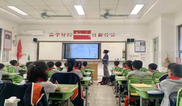 【湖畔·童化课堂】初识角之妙——数学校本研修之课例研讨（261）_html_m6b75ce03.jpg