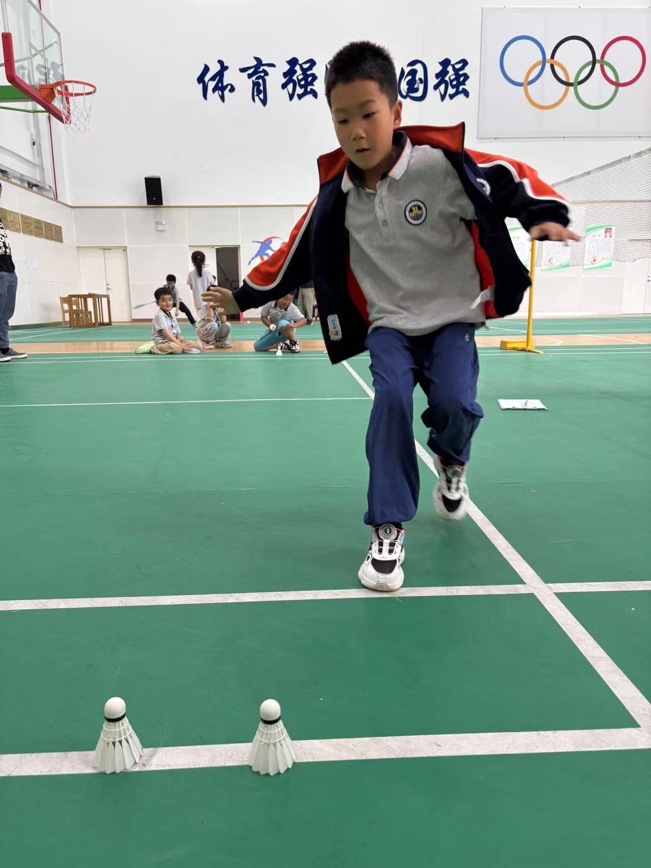 【博学广志】活力跃动，羽梦飞扬——第五届羽毛球班级联赛一年级组圆满收官_html_7ec46141.jpg