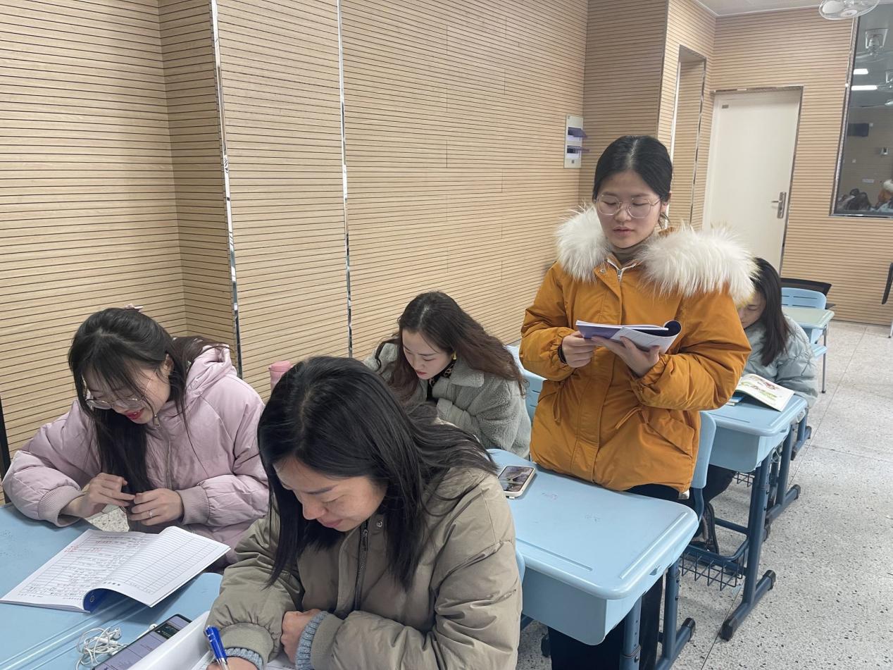 【博学广志】聚力同行 研思共进——金陵小学广志路校区英语组教研活动_html_2f0f9204.jpg