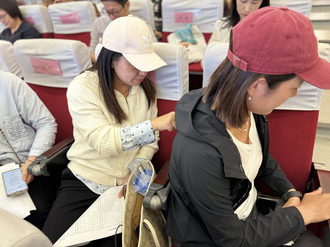 【博学广志】培养孩子专注力，促进未来学习力——三年级“注意力培养”家长专题讲座_html_5827905e.jpg