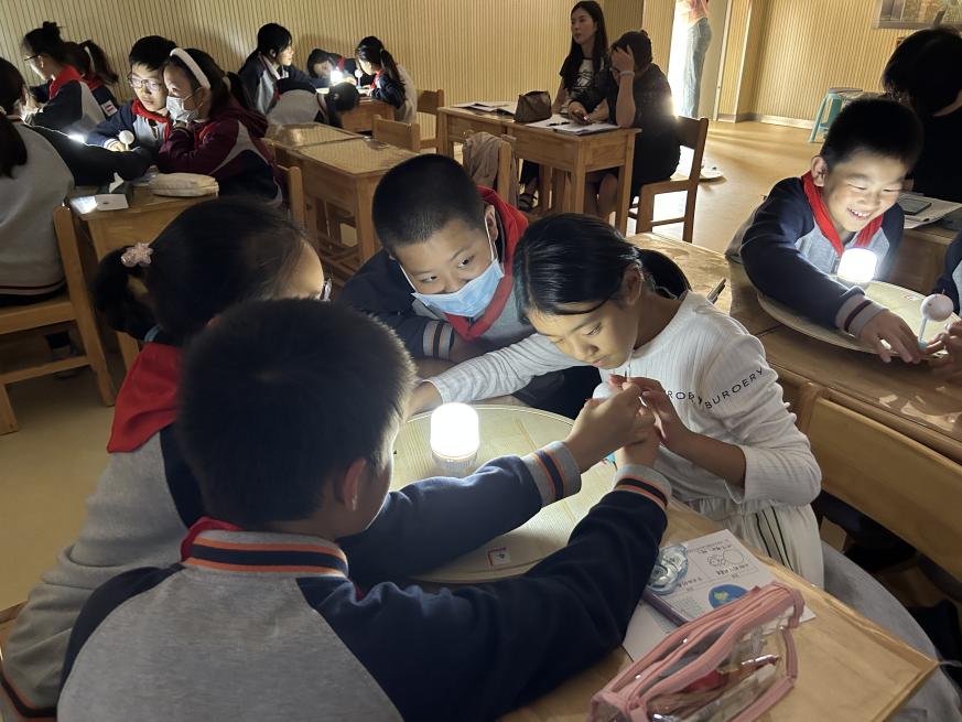【湖畔·队伍建设】凝心聚力 携手同行——金陵小学集团十月教学例会召开_html_6ff75fcb.jpg