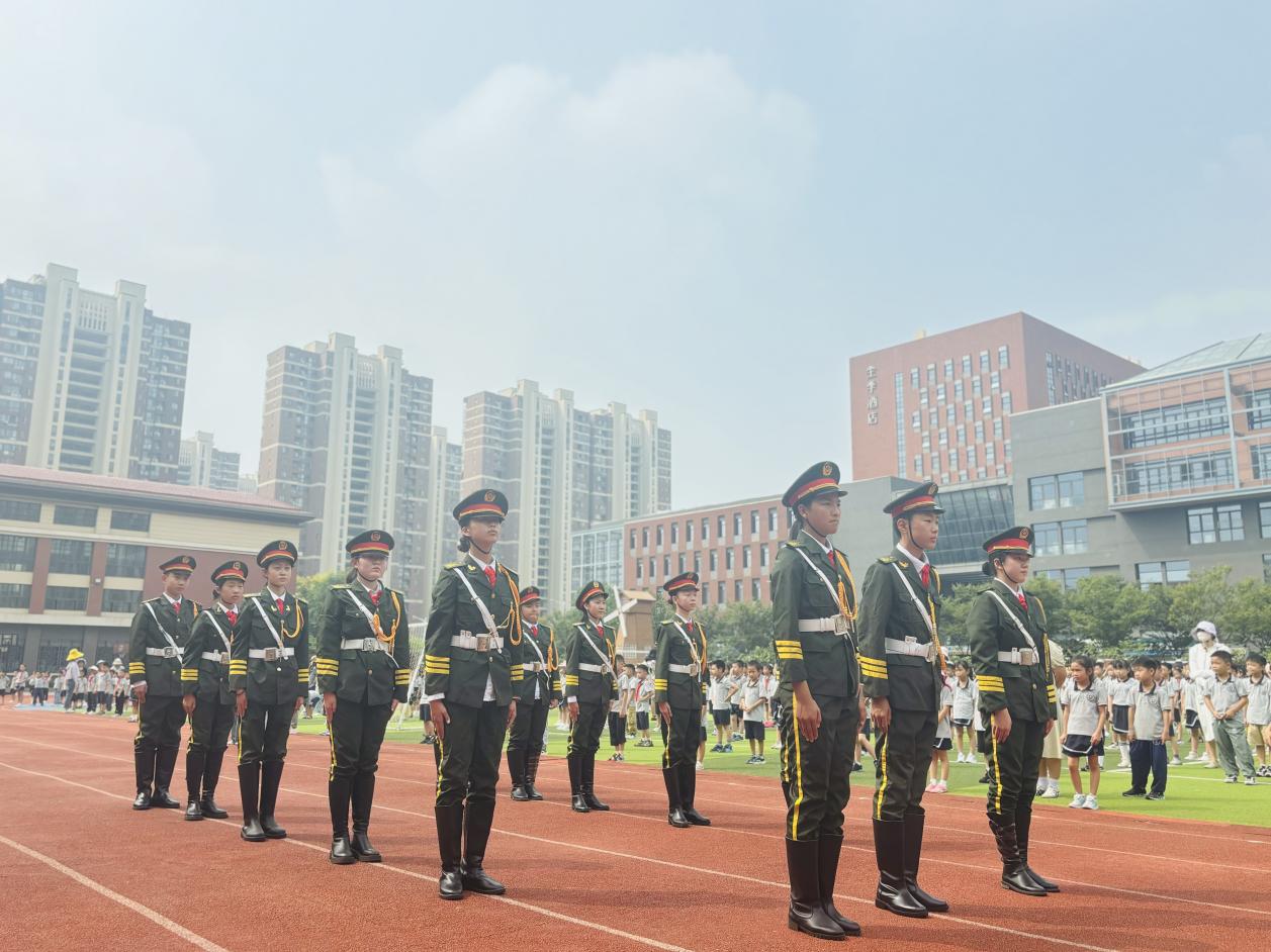 【湖畔·学生活动】传承奥运精神 争做强国少年——金陵小学（仙林湖校区）2024-2025学年秋季开学典礼暨新生入学仪式_html_m18567365.jpg