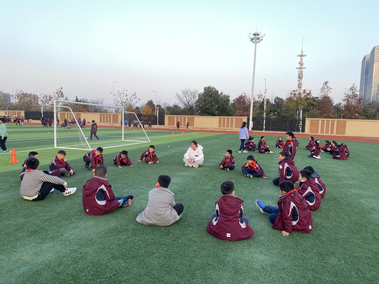 【博学广志】小眼睛 亮晶晶 爱眼护眼我能行——记金陵小学广志路校区“防近周”系列活动_html_m3803733b.jpg