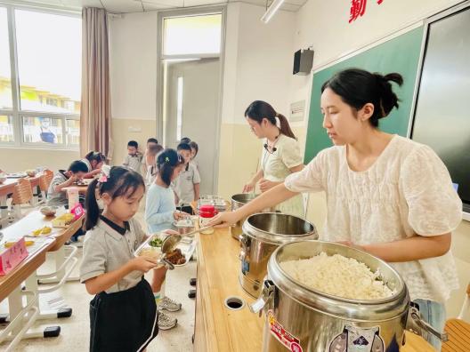 【湖畔·学生活动】迈好成长第一步，快乐启航新旅程——南京市金陵小学（仙林湖校区）2025级一年级新生入学培训_html_m75865de6.jpg