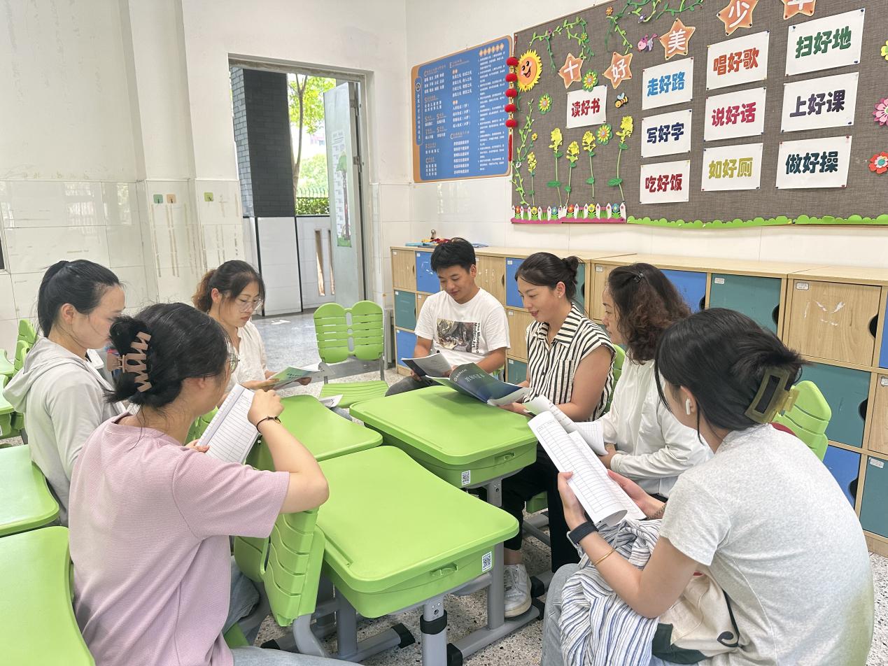 【湖畔·童化课堂】开学谋新篇，教研共成长——科学组校本研修之课例研讨_html_m410aa2a1.jpg