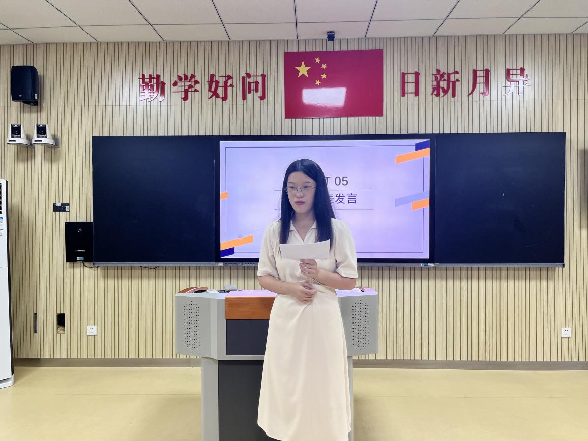 【湖畔·队伍建设】匠心致远 •青蓝结对——记金陵小学（仙林湖校区）2024-2025学年度青蓝工程之师徒结对活动_html_m8923023.jpg