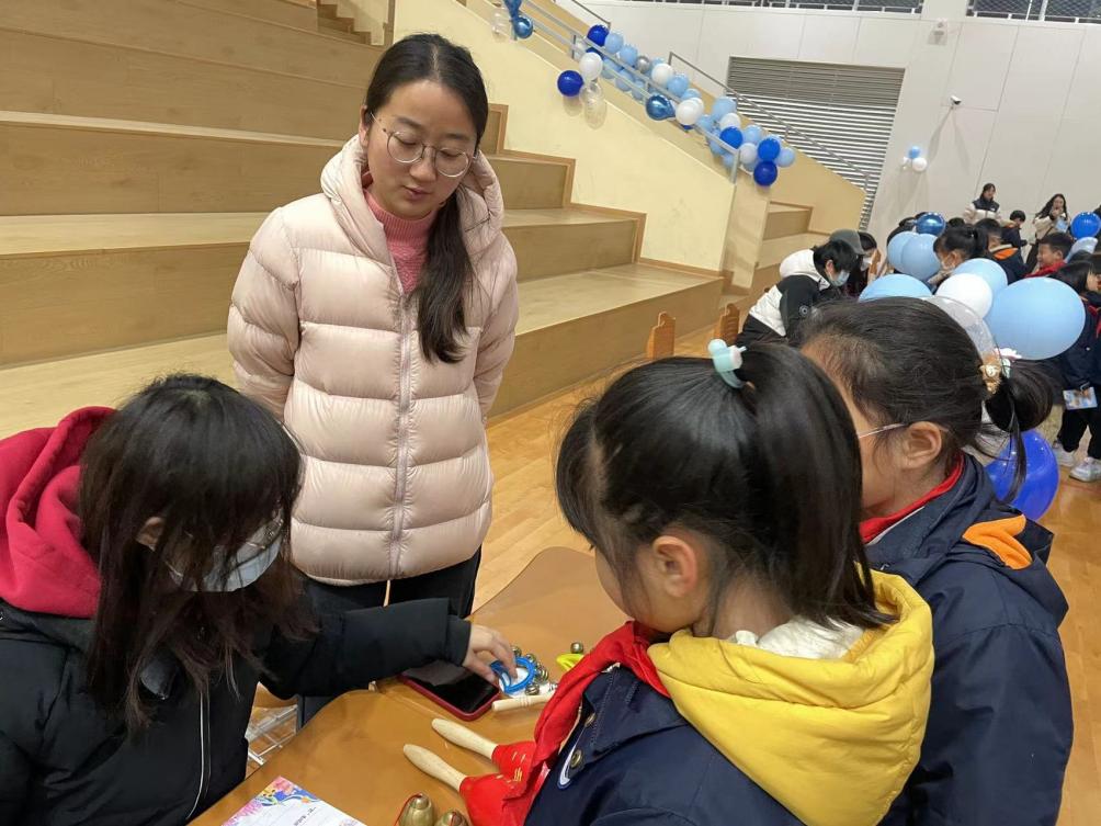 乐考无“纸”境，多元趣成长——“探寻成长足迹·逐梦星辰大海”金陵小学（仙林湖校区）二年级学科游园活动_html_m77641476.jpg