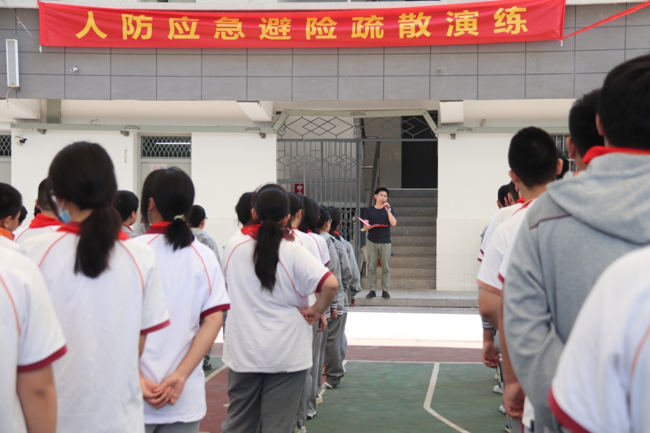 营防中学开展消防演练活动报道（6月份）_html_2363ef7d.jpg
