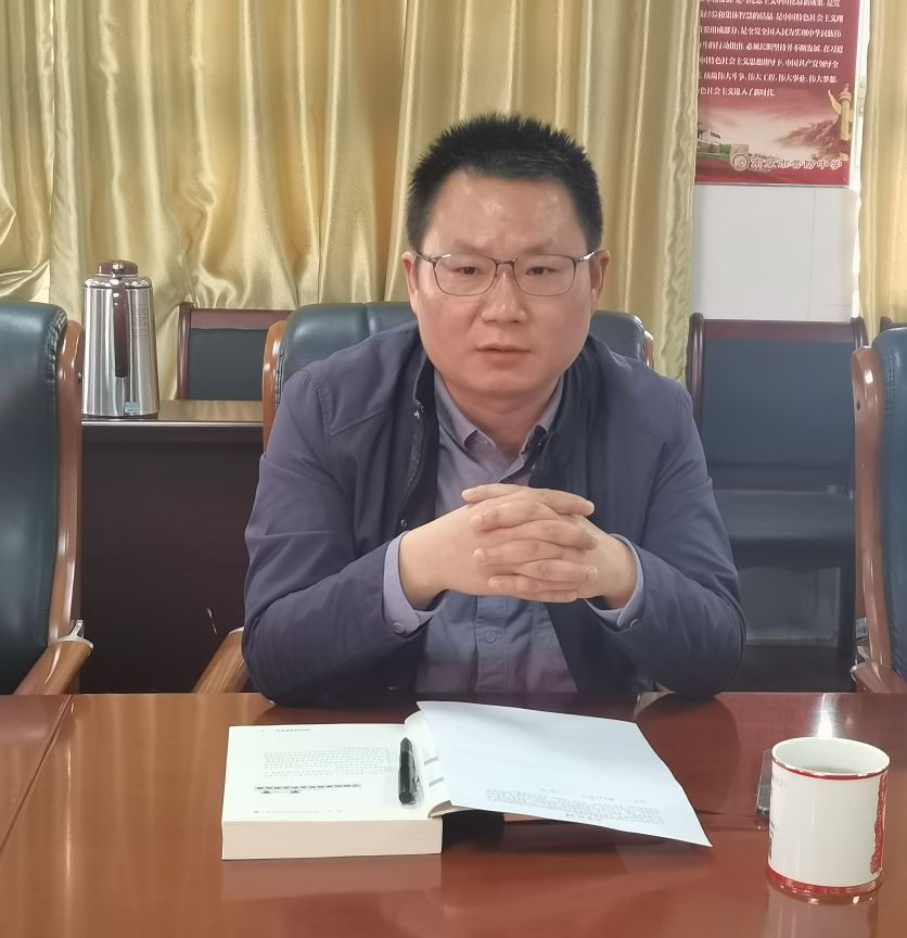 理论学习润初心 党员冬训暖人心——南京市营防中学4月主题党日活动_html_6cfce9bf.jpg