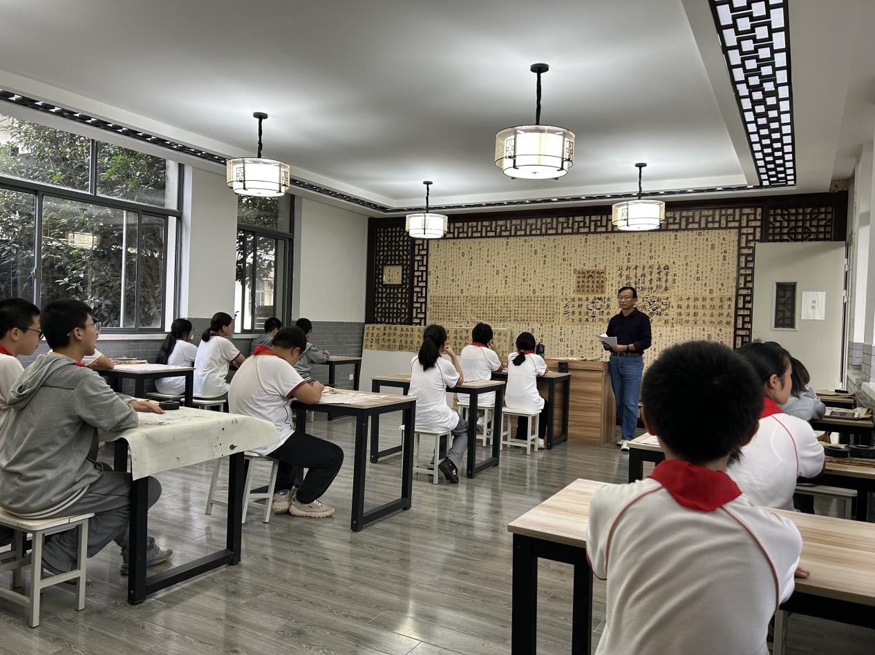 2023.9社团_html_5815a40f.jpg