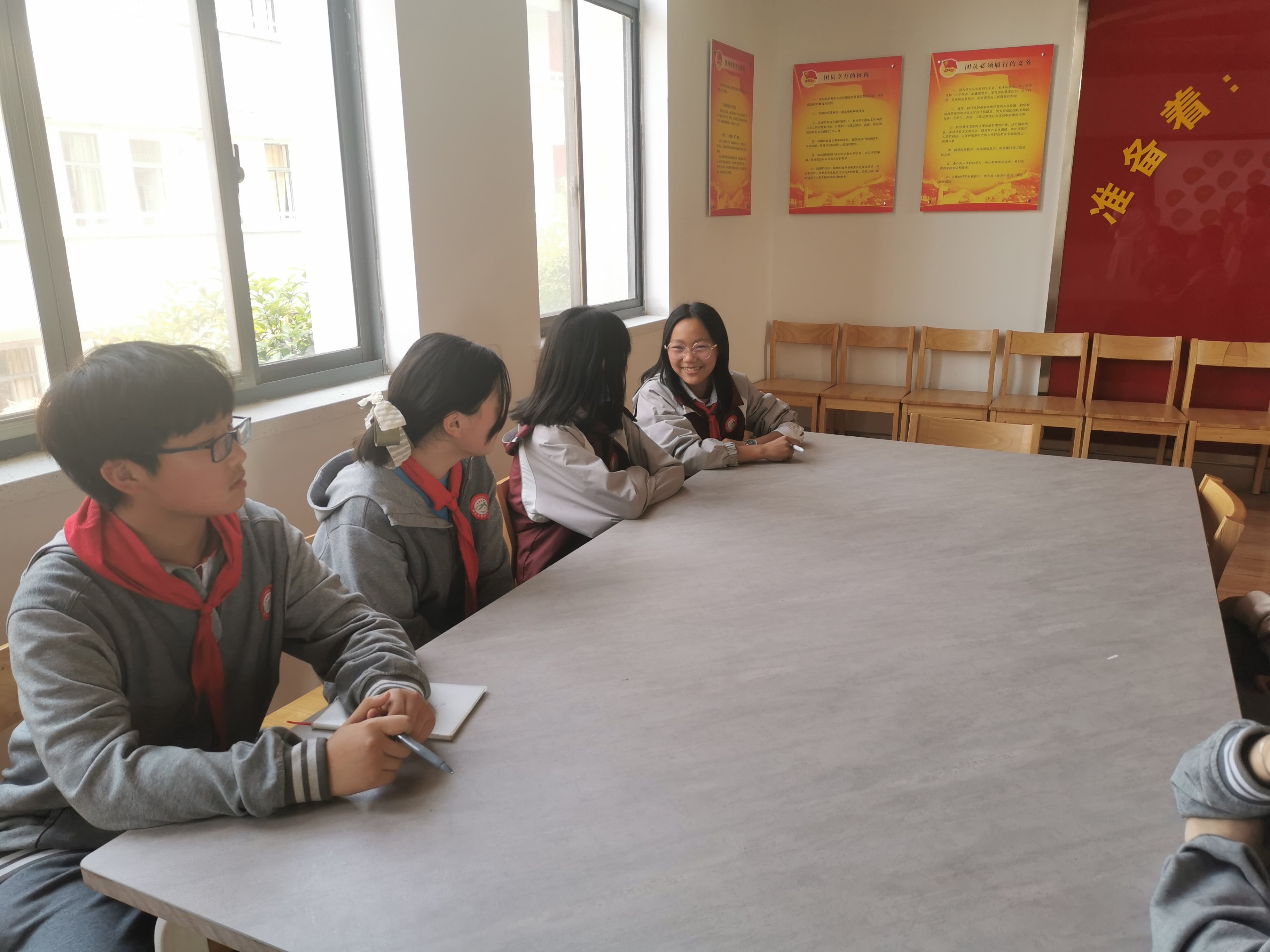 【尊荣营中】南京市营防中学开展“解密情绪 为心赋能”心育委员团辅活动_html_m71b96bed.jpg