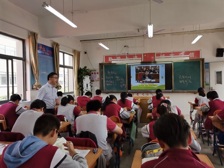 新建 Microsoft Word 文档_html_m312ece99.jpg
